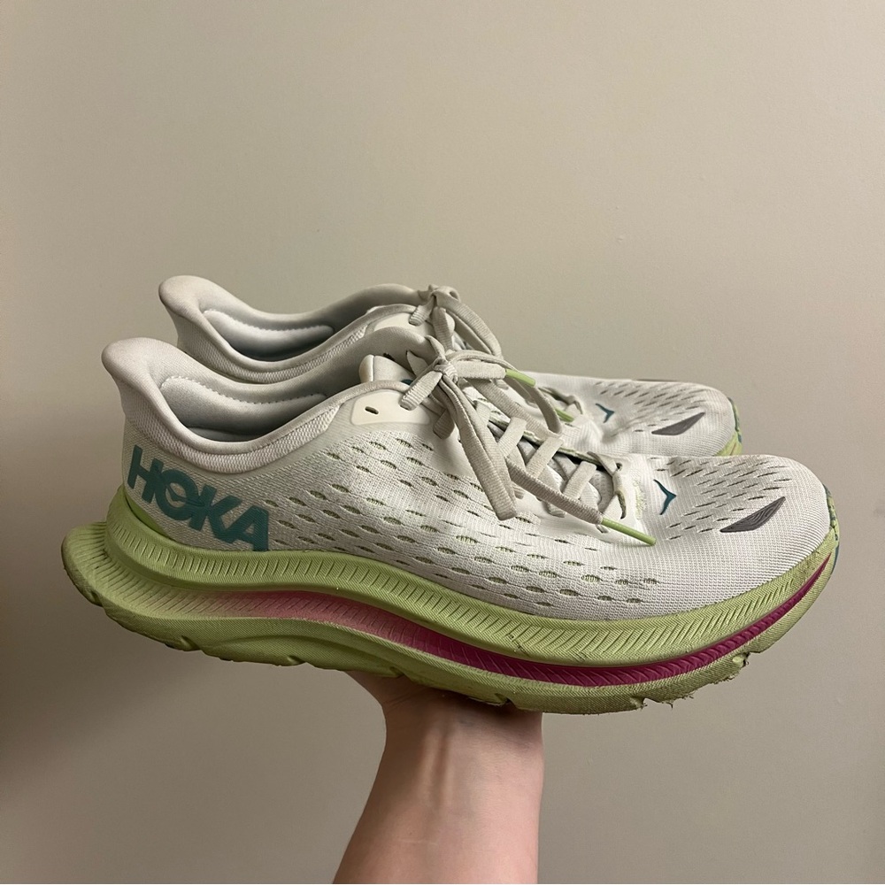 Hoka Kawana Running Shoes 8 - Picture 3 of 16
